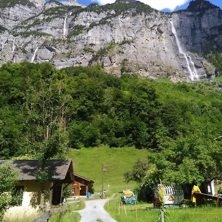 Holiday home Ferien Flueehblueemli *